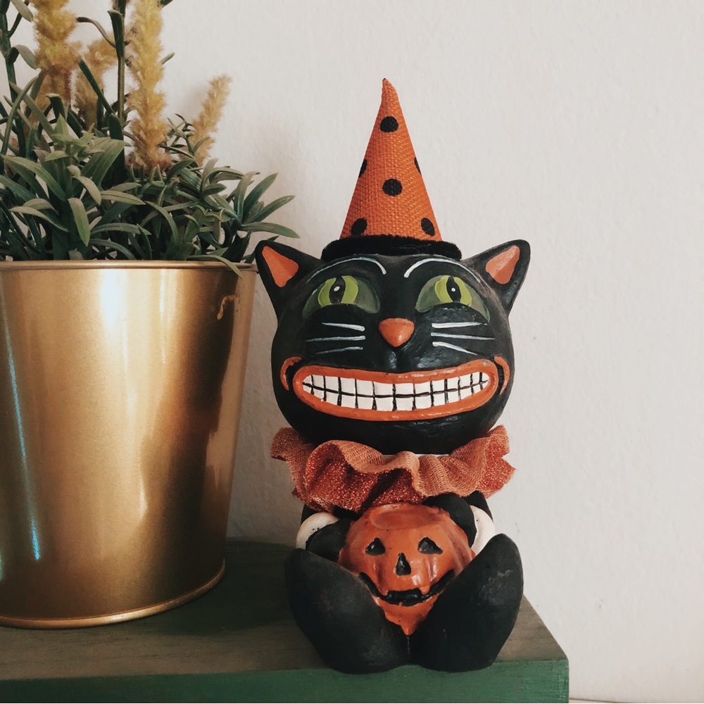 Ashland Halloween Vintage Looking Clown Cat Tabletop Decor